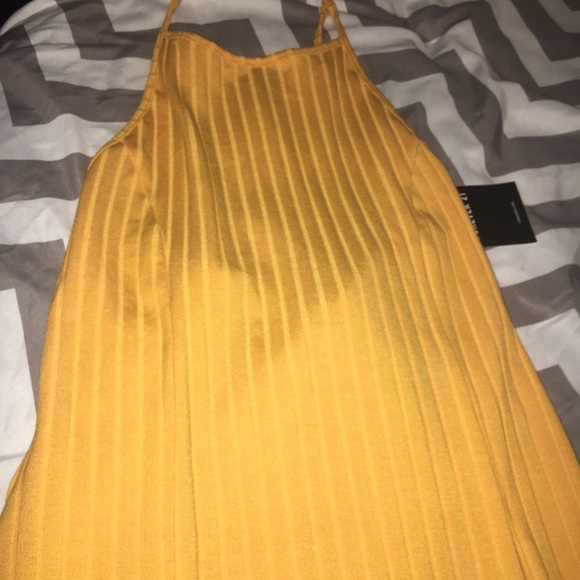 🌻Nwt! Mustard yellow halter mini dress🌻 - Picture 4 of 4